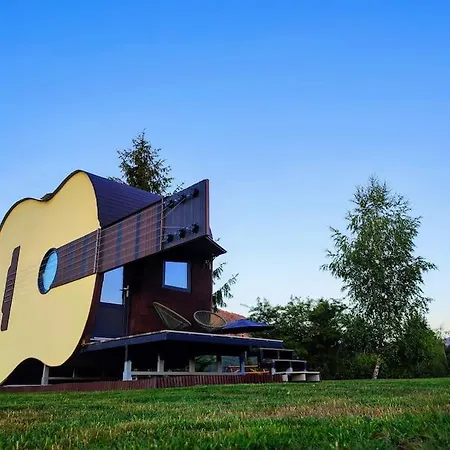 Holiday home Guitar House - Symphony Risnov